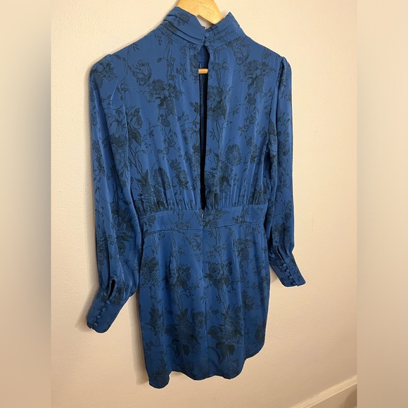 G.P.D. Mirabel Blue Floral Long Sleeve Mini Dress Mock Neck Open Back Size 2 - Picture 5 of 10